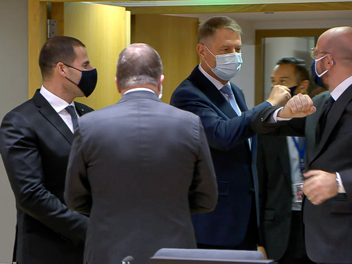 Klaus Iohannis participă, luni şi marţi, la reuniunea extraordinară a Consiliului European care va avea loc la Bruxelles