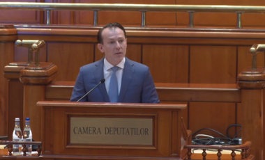 UPDATE - Cîţu, la prezentarea PNRR: Am tot fost acuzat că nu vreau să prezint acest plan în Parlamentul României. Astăzi sunt aici, când am fost invitat să prezint planul/ Este un plan diferit pentru că, pe lângă investiţii, vine şi cu o parte de reformă - VIDEO