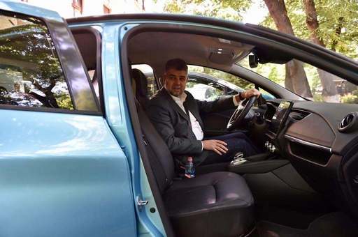 Marcel Ciolacu: Am comandat o Dacia electrică. O să fie printre primele 10 Dacii electrice din România