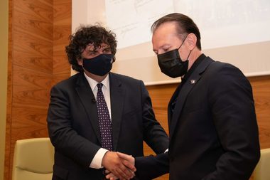 Florin Cîţu, în vizită la Universitatea Politehnica din Timişoara: Cercetarea trebuie să se facă în universităţi