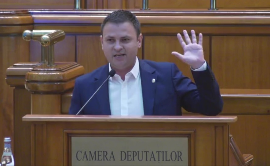 Daniel Suciu (PSD): Domnilor miniştri de la USR sunteţi mai aroganţi, mai îngâmfaţi şi mai incompetenţi acum decât eraţi în 2016