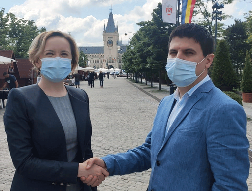 Adrian Covăsnianu, secretar de stat la Transporturi, anunţă că s-a înscris în USR PLUS, el activând timp de câţiva ani în asociaţia "Moldova vrea Autostradă"