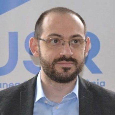 Deputatul USR Tudor Benga a anunţat că nu-l va vota pe Fabian Gyula în funcţia de Avocat al Poporului