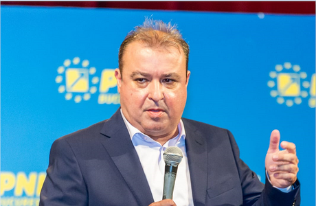 UPDATE - Cristian Băcanu, susţinător al premierului Florin Cîţu, a pierdut alegerile pentru şefia PNL sector 5, în faţa lui Dan Meran / Reacţia lui Ludovic Orban - VIDEO, FOTO