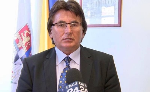 Nicolae Robu anunţă că va candida pentru un nou mandat de primar al municipiului Timişoara: Mă doare sufletul de ce i se întâmplă oraşului