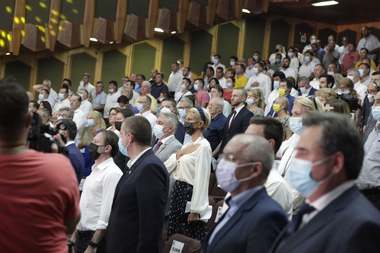 Raluca Turcan: Faptul că unii se raportează la campania internă ca şi cum nu ar mai exista viaţă după 25 septembrie face rău PNL / PNL va continua să existe şi după 25 septembrie. Întrebarea este, însă, cum vom arăta