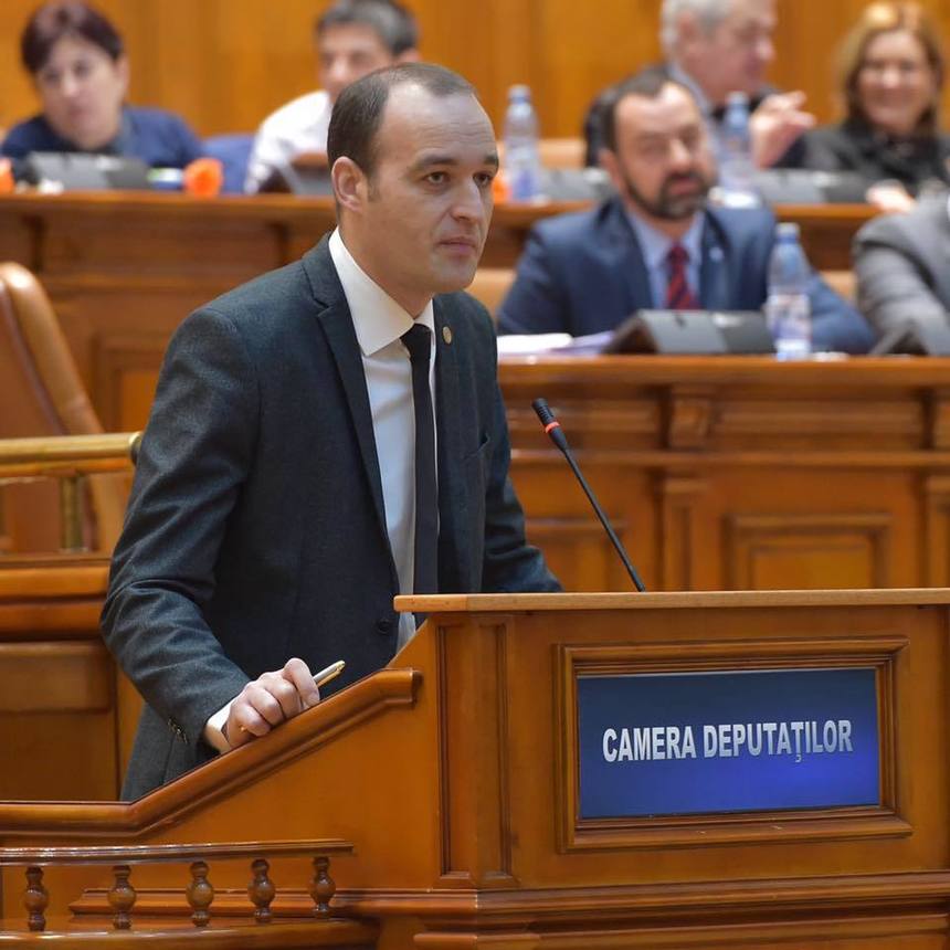 UPDATE - Dan Vîlceanu, validat în PNL pentru Ministerul Finanţelor. Singurul vot împotrivă, al lui Orban / Dan Vîlceanu, apropiat al lui Cîţu, fost membru PSD, intrat în PNL pe filiera PDL / Vîlceanu: Voi face echipă bună cu premierul / Reacţia lui Orban