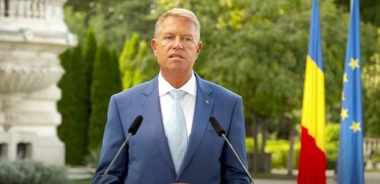  Iohannis: Dacă incidenţa cazurilor într-o localitate depăşeşte 6 la mie, şcolile trec în online / Rămâne o prioritate zero obiectivul de a asigura o educaţie de calitate pentru cât mai mulţi dintre elevi, deşi criza sanitară nu s-a încheiat încă