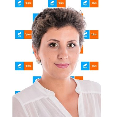 Deputat USR PLUS: Viitorul fost premier ar trebui să scrie o carte - "Cum să pierzi alegerile interne din pole position" / Sper că preşedintele va avea suficientă minte să te refuze