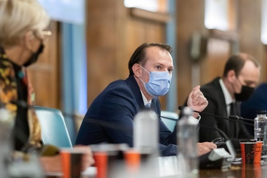 Florin Cîţu: Salariul minim pe economie trebuie să crească / Am decis ca până la finalul lunii octombrie să avem o formulă clară / Avem nevoie de o formulă predictibilă şi transparentă 