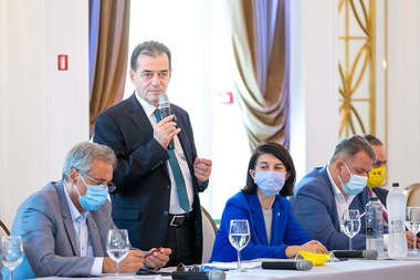 Orban: Guran, Vela, Nazare - gaşca Gorghiu-Cîţu i-a considerat inapţi să deţină vreo funcţie în conducerea Senatului/ Despre Gorghiu: Era atât de fericită că au pierdut oameni de valoare ai PNL şi au ajuns în funcţii oameni a căror moralitate e dubioasă