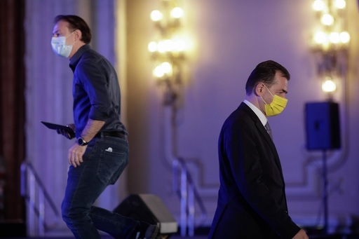 ANALIZĂ - Congresul PNL resetează relaţia dintre partid şi Klaus Iohannis