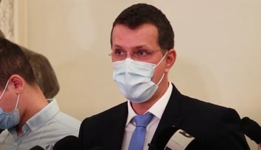 Ionuţ Moşteanu: USR PLUS va mai avea o moţiune de cenzură, în cazul în care CCR decide că procedura depunerii primei moţiuni este neconstituţională