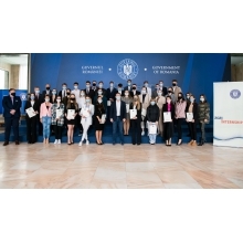 Guvern: 41 de tineri au finalizat astăzi stagiul de internship la Executiv / Cîţu: Sper că v-a plăcut şi că unii dintre voi veţi decide să rămâneţi aici
