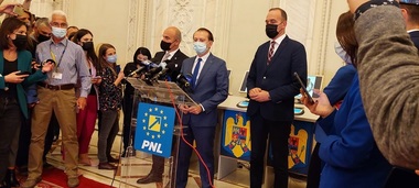 Moţiunea de cenzură - Dezbaterea moţiunii s-a încheiat. Începe votul