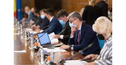 Barometrul vizibilităţii miniştrilor - Premierul Florin Cîţu şi ministrul Educaţiei Sorin Cîmpeanu rămân pe primele poziţii şi în septembrie. Mai mulţi miniştri urcă în top ca urmare a retragerii reprezentanţilor USR