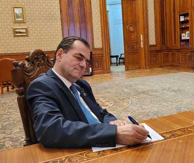 Ludovic Orban anunţă că şi-a depus demisia de la şefia Camerei Deputaţilor: Nu mai pot fi părtaş la decizii luate de o conducere instalată cu forţa la conducerea PNL