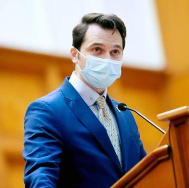 PNL a depus un proiect de lege de simplificare a birocraţiei şi reducerea fiscalităţii pentru investitorii individuali la bursă