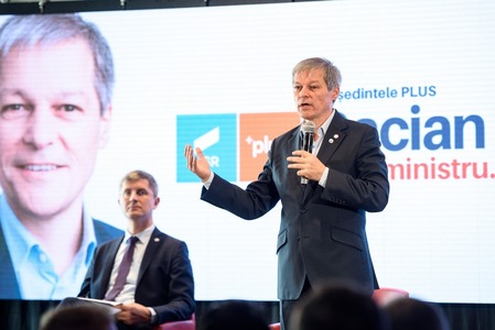 UPDATE - Cabinetul Cioloş, la vot în Parlament - Cioloş: Vă propun acest armistiţiu politic / Rafila: PSD va vota împotriva unui astfel de cabinet / Kelemen Hunor către USR: Aţi cam rămas singuri / Votul s-a încheiat, urmează numărarea voturilor - VIDEO
