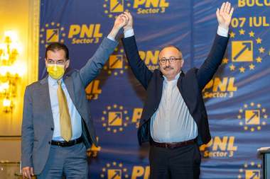 Antonel Tănase părăseşte grupul PNL din Camera Deputaţilor: Mă dezic de toate acţiunile acestui individ, Florin Cîţu, care a acaparat partidul pe persoană fizică împreună cu o gaşcă incompetentă, rău voitoare şi deficitară