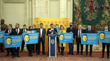 UPDATE - AUR declanşează procedura de suspendare a preşedintelui Klaus Iohannis / Care este procedura / Reacţia USR - FOTO
