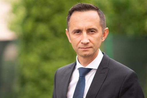 Alin Nica, preşedintele PNL Timiş: Cel mai important lucru pe care îl vom decide este flexibilizarea mandatului în a discuta cu celelalte partide şi a asigura o majoritate stabilă în Parlament. E clar că nu vom mai merge cu Guvern minoritar. 