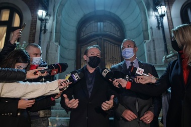 UPDATE - Şedinţă a conducerii PNL – Florin Cîţu anunţă că se va flexibiliza mandatul pentru a negocia cu PSD şi USR / Cîţu nu vrea alianţă cu PSD, Iohannis nu vrea USR la guvernare / A fost decisă echipa de negociere / Ce condiţie pune PNL