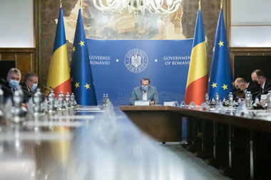 Cum ar putea arăta viitorul Guvern PNL-PSD-UDMR cu 20 de ministere. Comunicaţiile şi IMM-urile, portofolii separate, Cercetarea revine la Educaţie, apare Ministerul pentru Diaspora, iar secretarul general are rang de ministru