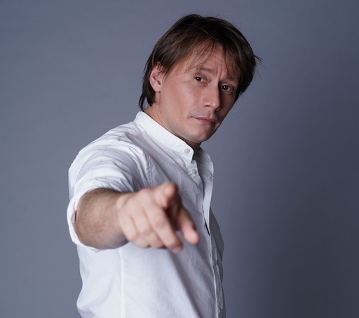 Actorul Marius Manole anunţă că înapoiază Ordinul Meritul Cultural în grad de Cavaler cu care a fost decorat de preşedinte: Preşedintele României pentru mine este un trădător. Returnez, aşadar, decoraţia primită