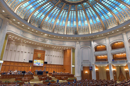 UPDATE - Lista Cabinetului Ciucă va fi depusă marţi în Parlament / Se stabileşte calendarul audierii miniştrilor şi când va fi votul în plenul reunit / PSD trebuie să decidă pe cine pune vicepremier şi la SGG