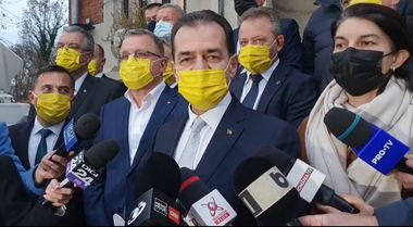 Ludovic Orban a demisionat din PNL, la sediul central al partidului, împreună cu alţi 15 parlamentari - VIDEO