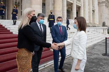 UPDATE Marcel Ciolacu: România a fost şi va rămâne cel mai apropiat şi mai sincer prieten al Republicii Moldova / Maia Sandu s-a întâlnit şi cu preşedintele interimar al Senatului