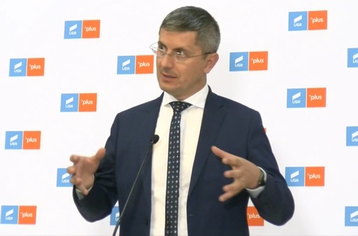Dan Barna, despre absenţa preşedintelui şi a premierului la şedinţa Parlamentului pentru Ziua Naţională a României: Un mesaj foarte prost pentru cetăţeni, a dat cu seen şi a dispărut în păpuşoi