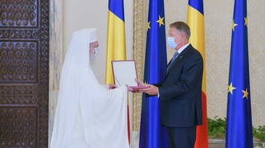 Preşedintele Iohannis, către Patriarhul Daniel: Am înţeles că sunteţi vaccinat cu schema completă