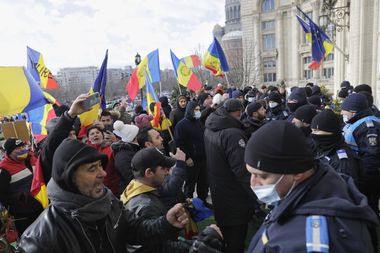 George Simion, întrebat dacă parlamentari ai AUR au fost amendaţi după protestul de la Parlament: Aşa ar fi logic, recunosc şi nu regret fapta/ O să contestăm în instanţă