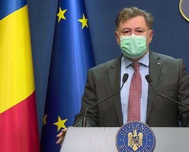 Rafila, întrebat dacă ia în calcul demisia în cazul în care nu va fi acceptată angajarea răspunderii Guvernului pe certificatul verde: Pot să fac acest lucru, pentru că am o răspundere profesională şi morală pentru cetăţenii României 
