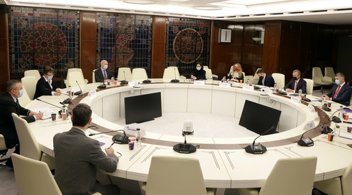 Premierul Nicolae Ciucă, prima întâlnire cu reprezentanţii AmCham România: Discuţii privind prezentarea priorităţilor Guvernului şi implementarea PNRR