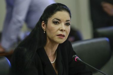 Ana Birchall, atac la Firea după anunţul privind candidatura la Primăria Capitalei: Este cam greu să găseşti o persoană mai obsedată de funcţii şi de preamărire ca această doamnă, nu?! / Mandatul ei în fruntea Capitalei a fost un dezastru 
