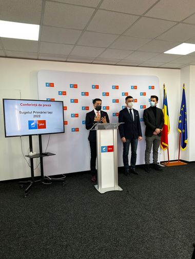 Filiala ieşeană a USR afirmă că Primăria a realizat un proiect de buget fantezist, întocmit pe genunchi şi fără acoperire reală. Filip Havârneanu, lider USR pe municipiu: Chirica ne serveşte cu relaxare o fiţuică de buget