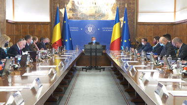 Secretar de stat în Ministerul Energiei: Peste 450.000 de facturi greşite la energie electrică, identificate săptămâna trecută în urma controalelor realizate la furnizorii de energie  / Virgil Popescu se întâlneşte cu furnizorii săptămâna viitoare