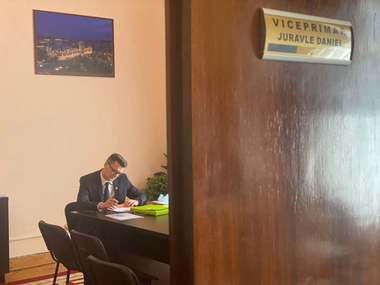 Daniel Juravle, viceprimarul cu atribuţii de primar, după ce Mihai Chirica a fost pus sub control judiciar: Activitatea municipalităţii se desfăşoară fără sincope. Oraşul nu poate sta pe loc 