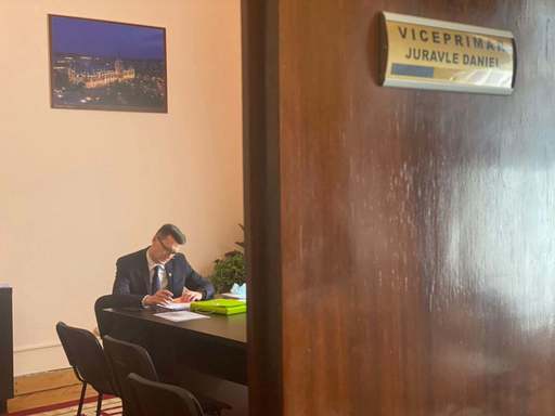 Daniel Juravle, viceprimarul cu atribuţii de primar, după ce Mihai Chirica a fost pus sub control judiciar: Activitatea municipalităţii se desfăşoară fără sincope. Oraşul nu poate sta pe loc 