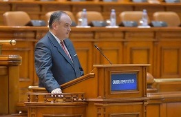 UPDATE - Deputatul Ovidiu Ganţ (FDGR): Deputatul Ciprian Titi Stoica m-a numit nazist, voi sesiza Parchetul / Simion: A spus-o în sensul de ”fascişti, o formă de totalitarism, similară cu comunismul” / Declaraţia deputatului AUR acuzat