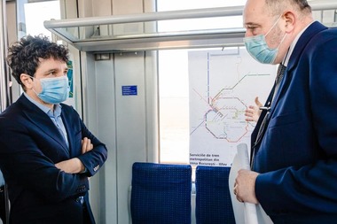 Nicuşor Dan: Am făcut o călătorie cu trenul de probă pe 4 rute feroviare din jurul Capitalei, care vor face parte din infrastructura viitorului tren metropolitan / Ştim cu toţii Bucureştiul are o mare problemă de trafic sau de mobilitate - VIDEO