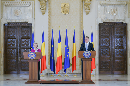 Klaus Iohannis, despre centrul de logistică pentru ajutor umanitar: Se va institui sub umbrela Resc-EU şi România va juca rolul de gazdă / Coridorul umanitar va presupune negocieri şi cu autorităţile centrale din Ucraina