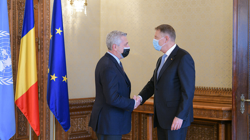 Klaus Iohannis l-a primit la Palatul Cotroceni pe Înaltul Comisar al Naţiunilor Unite pentru Refugiaţi, Filippo Grandi / Discuţii despre operaţionalizarea în România a centrului logistic pentru Ucraina şi ajutorul pentru Republica Moldova