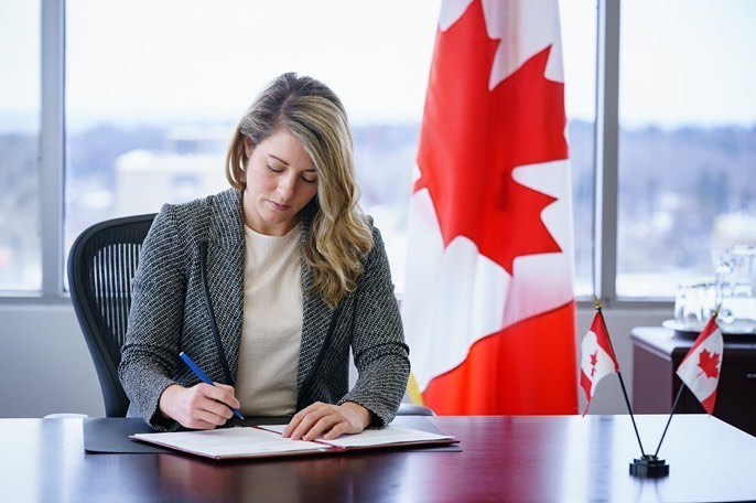 Preşedintele Klaus Iohannis o primeşte luni, la Palatul Cotroceni, pe Mélanie Joly, ministrul afacerilor externe din Canada