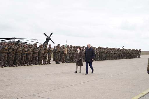 Vasile Dîncu, întrevedere bilaterală la sediul Bazei 57 Aeriană Mihail Kogălniceanu, cu Florence Parly, ministrul francez al forţelor armate 