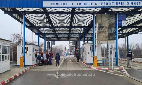 Klaus Iohannis: România va primi atâţia refugiaţi câţi vin. Nu am de gând să refuz nicio ucraineancă şi niciun ucrainean 
