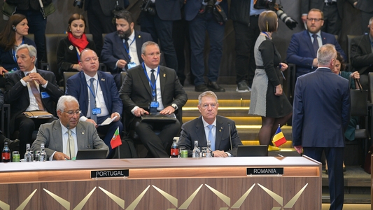 Klaus Iohannis a evidenţiat, la Summit-ul NATO, necesitatea revizuirii structurale şi pe termen lung a posturii NATO pe Flancul Estic